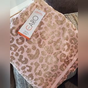Gorgeous Pink & Gold Leopard Print Beach Towel-NWT